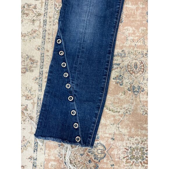 7 For All Mankind Edie Straight Leg Jeans Size 27 Raw Hem Eyelet Detail - Picture 6 of 10